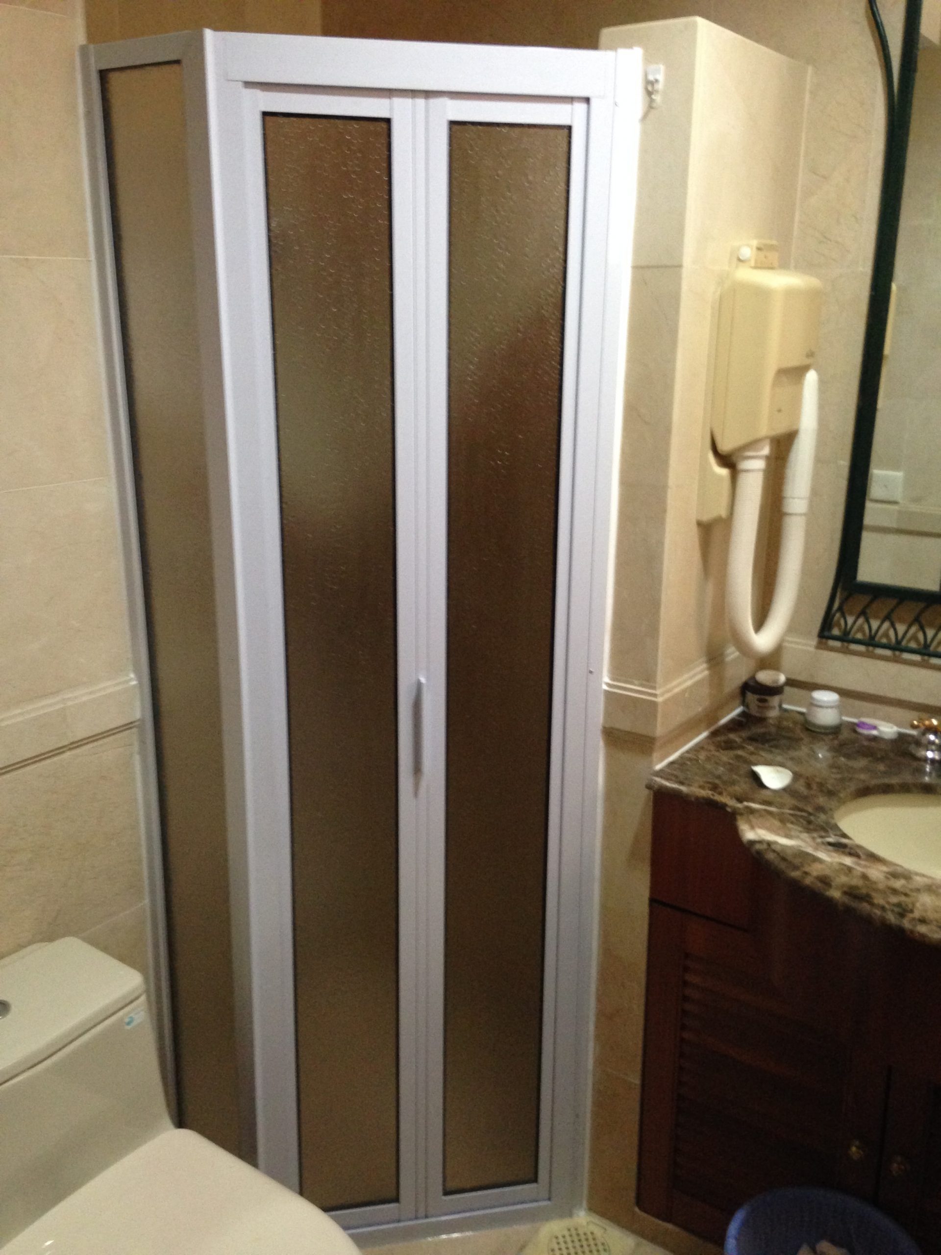 Two Fold Shower Screen
